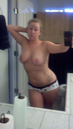 Check out big boobied real fatties..