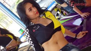 Bibie Julius: Sexy Racer Biejoe