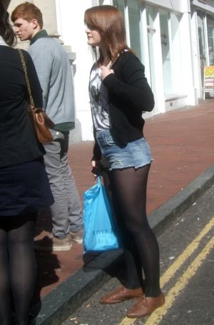 Candid Cunny in Pantyhose 211..