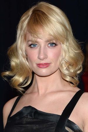 Beth Behrs interviews and picture..