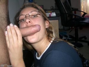 Nerdy amateur wife sucking dick - Mobile
