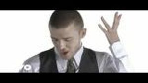 Video Lagu Gio Lelaki Nyanyiin Asal Kau