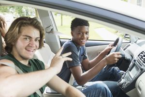 5 Teen Driver Safety Tips Your Child..