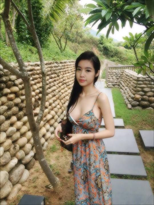 Tran nude elly Elly Trần